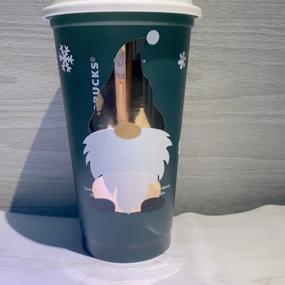 Starbucks color changing hot cup